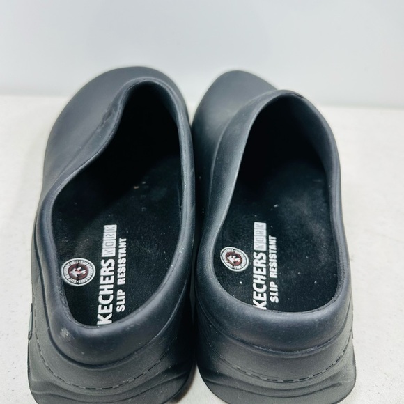 Skechers Men\'s Black Slip-On Loafers size 10 main image 3